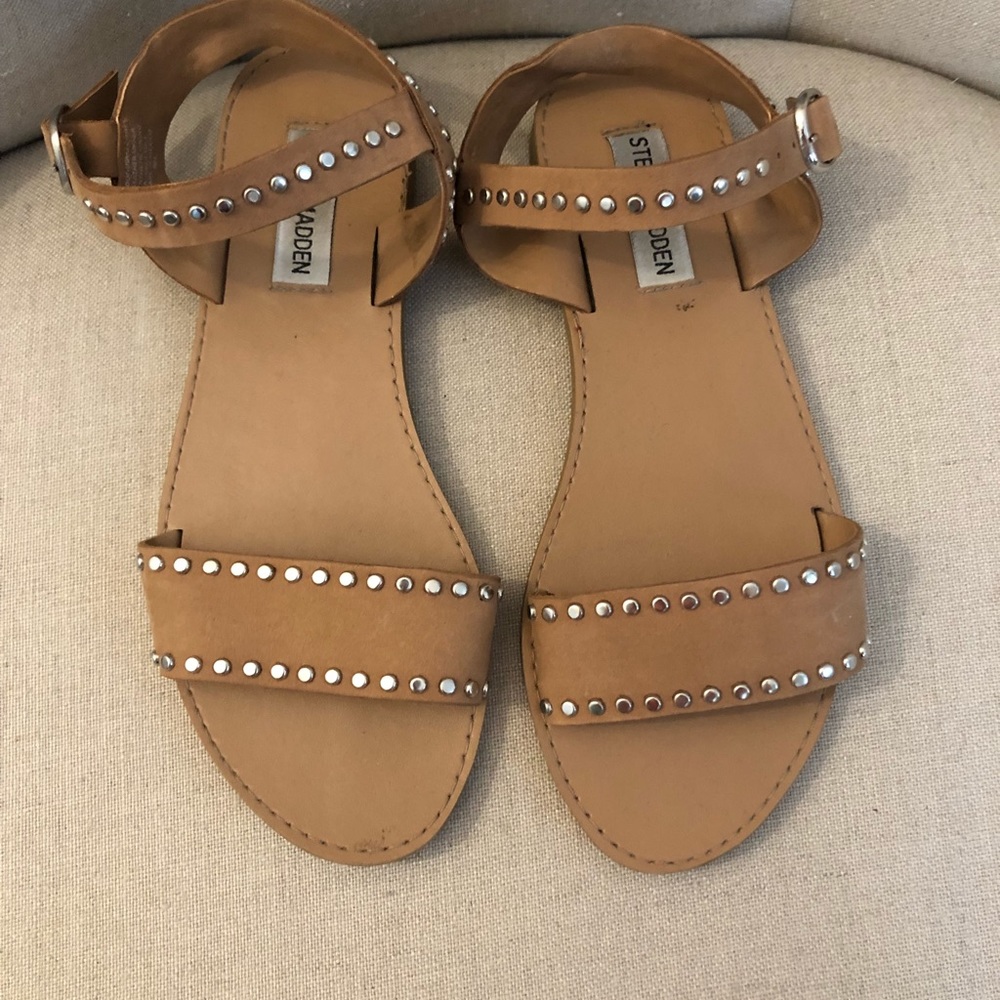Steve Madden Studded Sandal Size 6.5